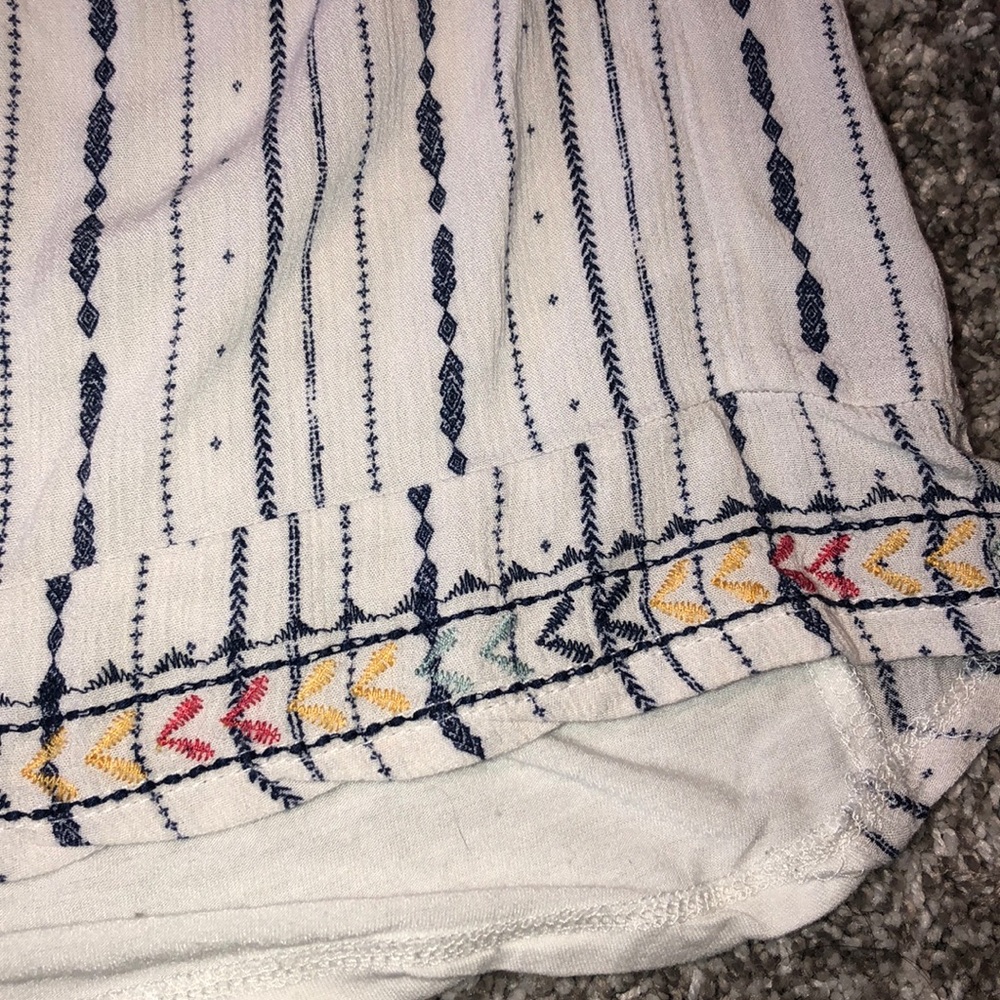 Top - Picture 3 of 6